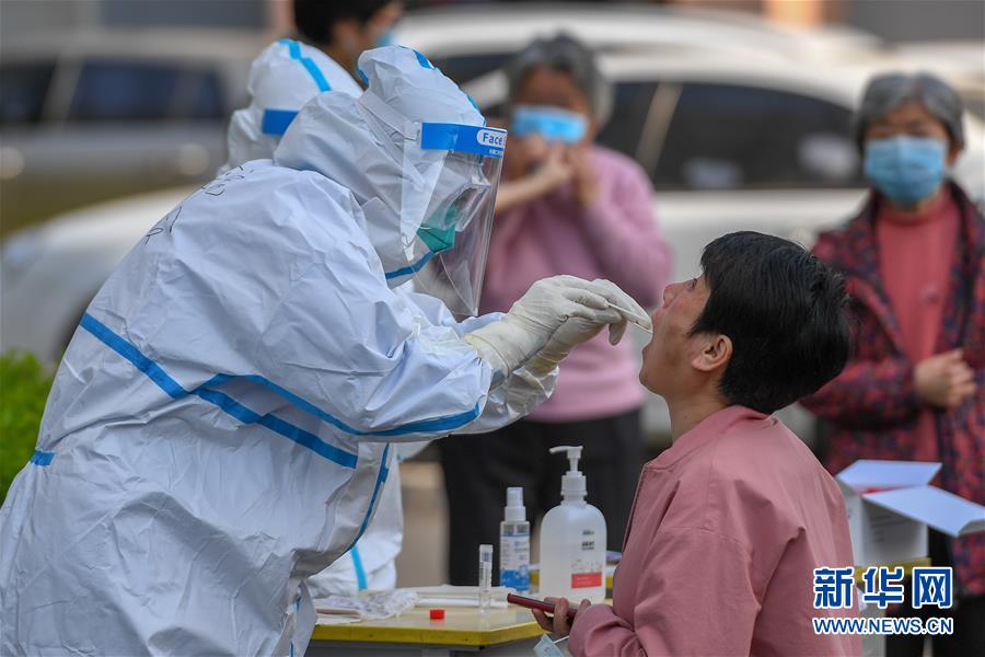 （新華全媒頭條·兩會精神看落實·圖文互動）（5）整體謀劃、系統(tǒng)升級、全面提升——落實全國兩會精神織牢織密公共衛(wèi)生防護網(wǎng)